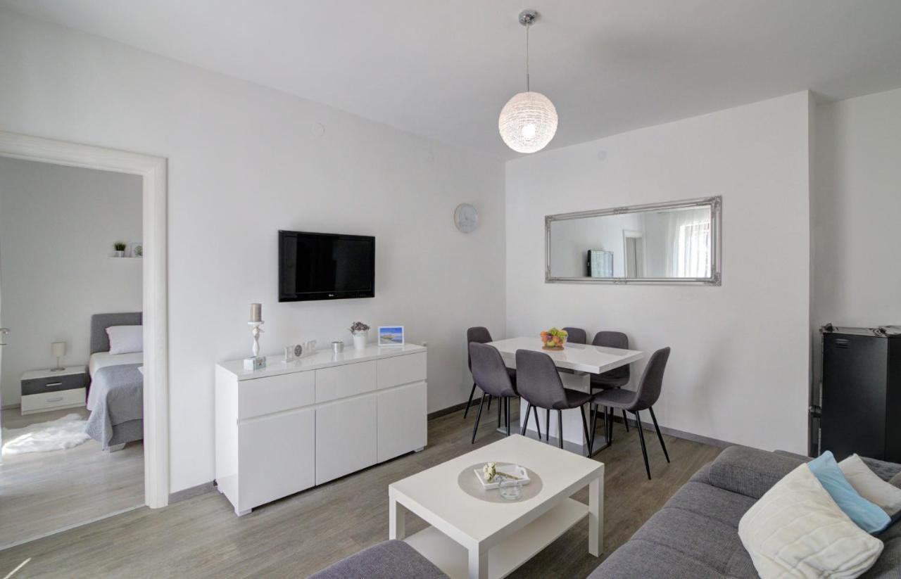 Apartman Luka Свети-Юрай Экстерьер фото