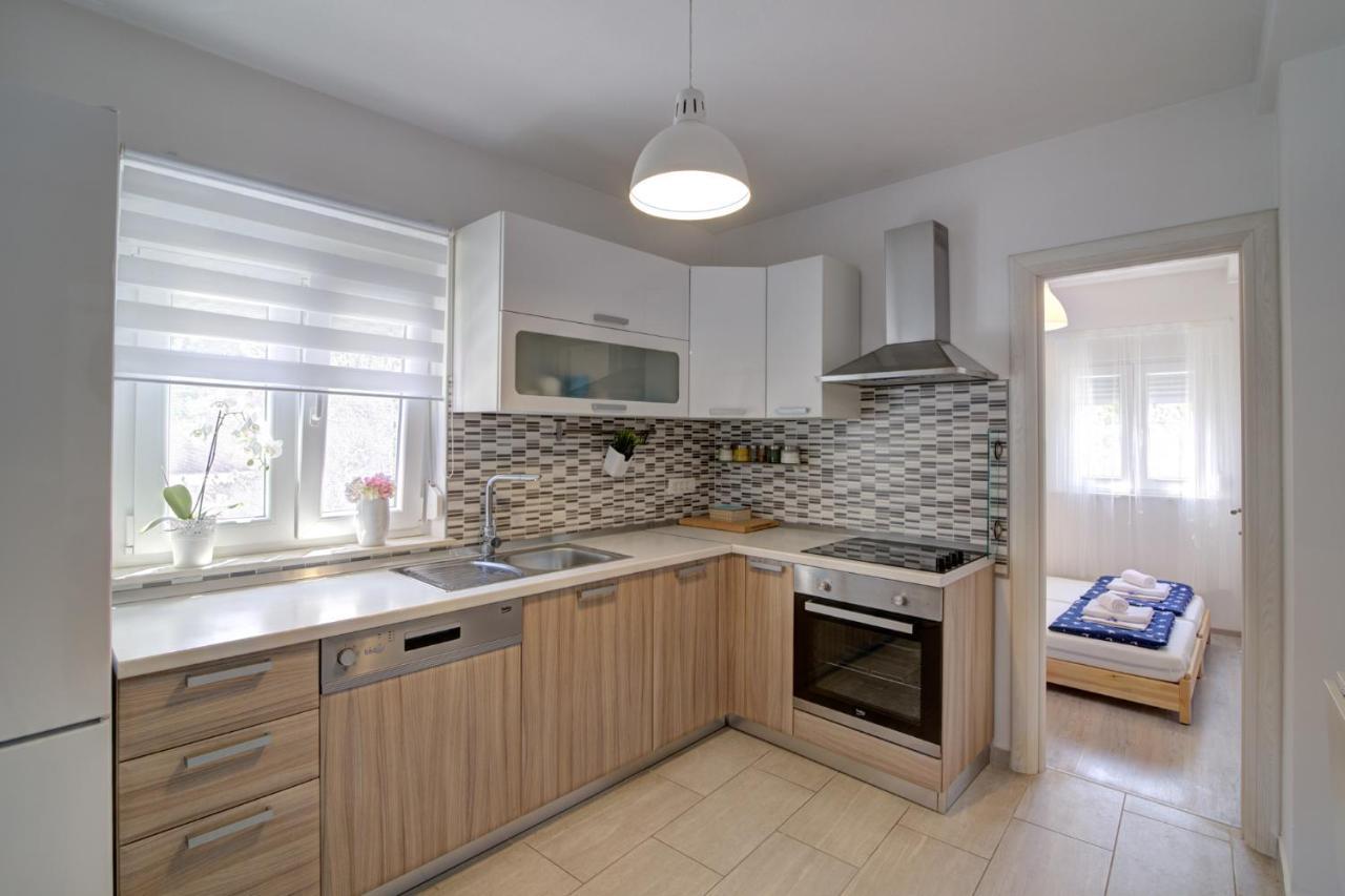 Apartman Luka Свети-Юрай Экстерьер фото
